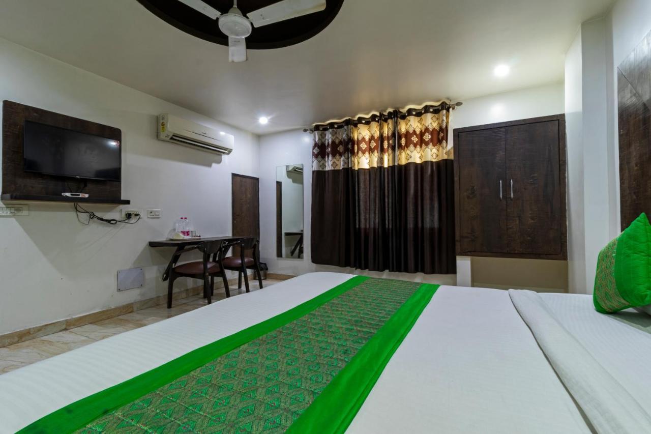 Hotel The Amour Dx Near Igi Airport Delhi New Delhi Extérieur photo