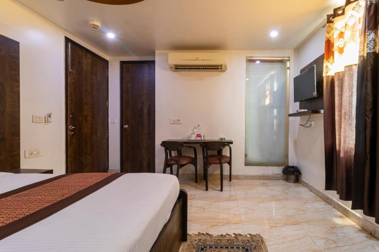 Hotel The Amour Dx Near Igi Airport Delhi New Delhi Extérieur photo